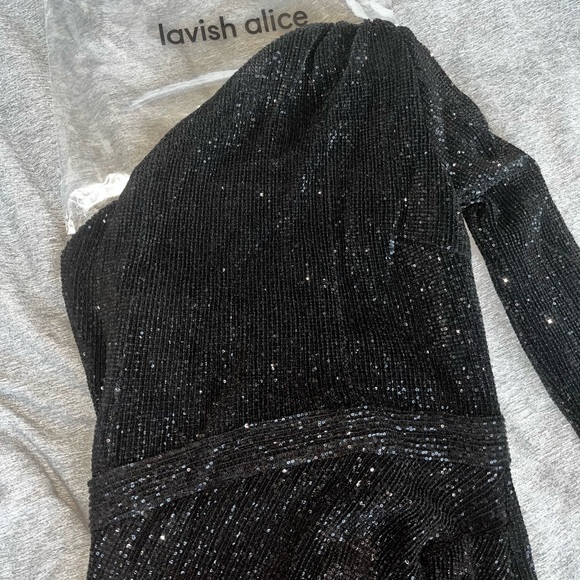 Lavish Alice: Feather-Trimmed Sequined Minidress (NWT) - Picture 8 of 17